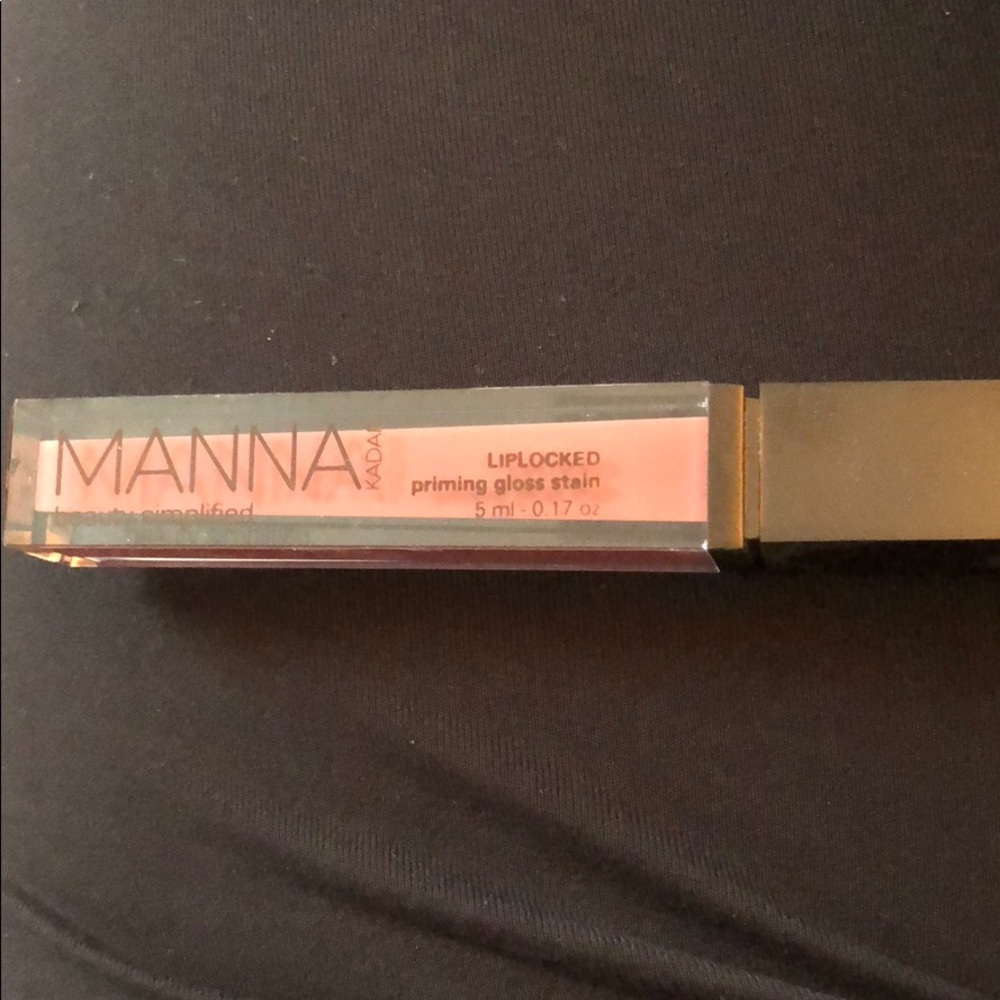 Manna Kadar Liplocked Priming Gloss Stain